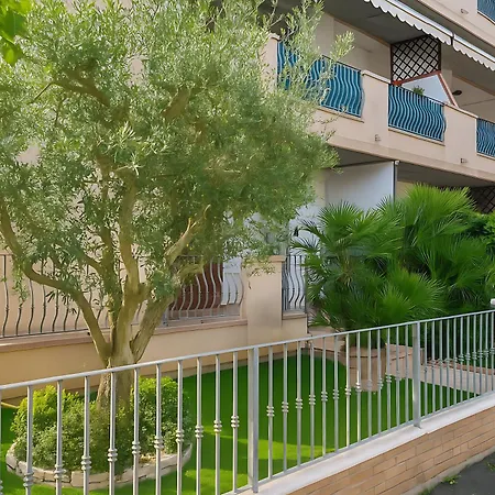 Civico 44 - Vicino A Mirabilandia, Ospedale E Centro Iperbarico Apartamento Rávena